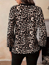Load image into Gallery viewer, Leopard Print Long Sleeved V-Neck Top
